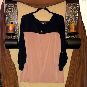 Elegant work blouse!